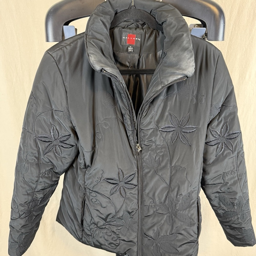 Gallery Women's Medium Black Embroidered Down Jacket Cozy Style